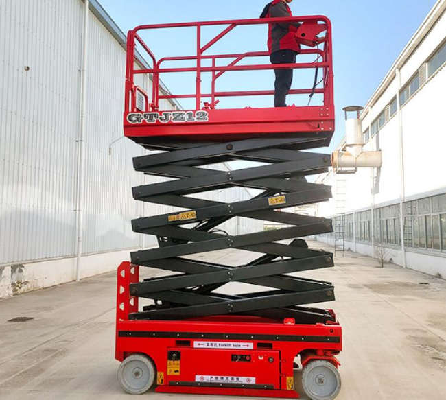 利川自行走移动式升降机